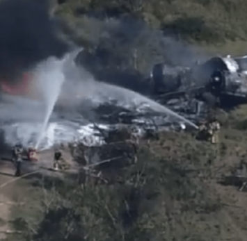 Um avião de passageiros cai no Texas com 21 pessoas a bordo